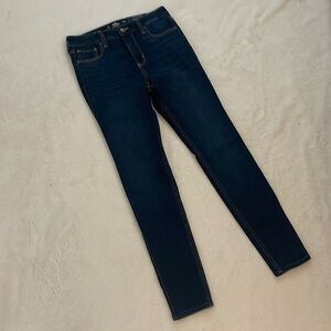 Hollister Jeans super skinny high-rise size 6 regular